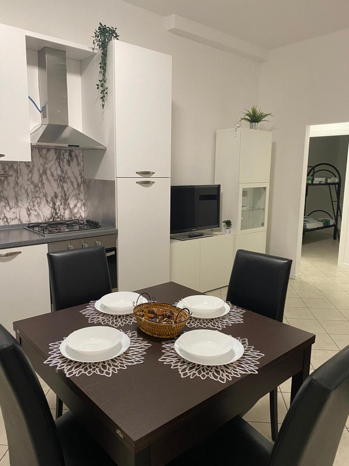 Ampio Appartamento In Posizione Strategica Rimini Esterno foto