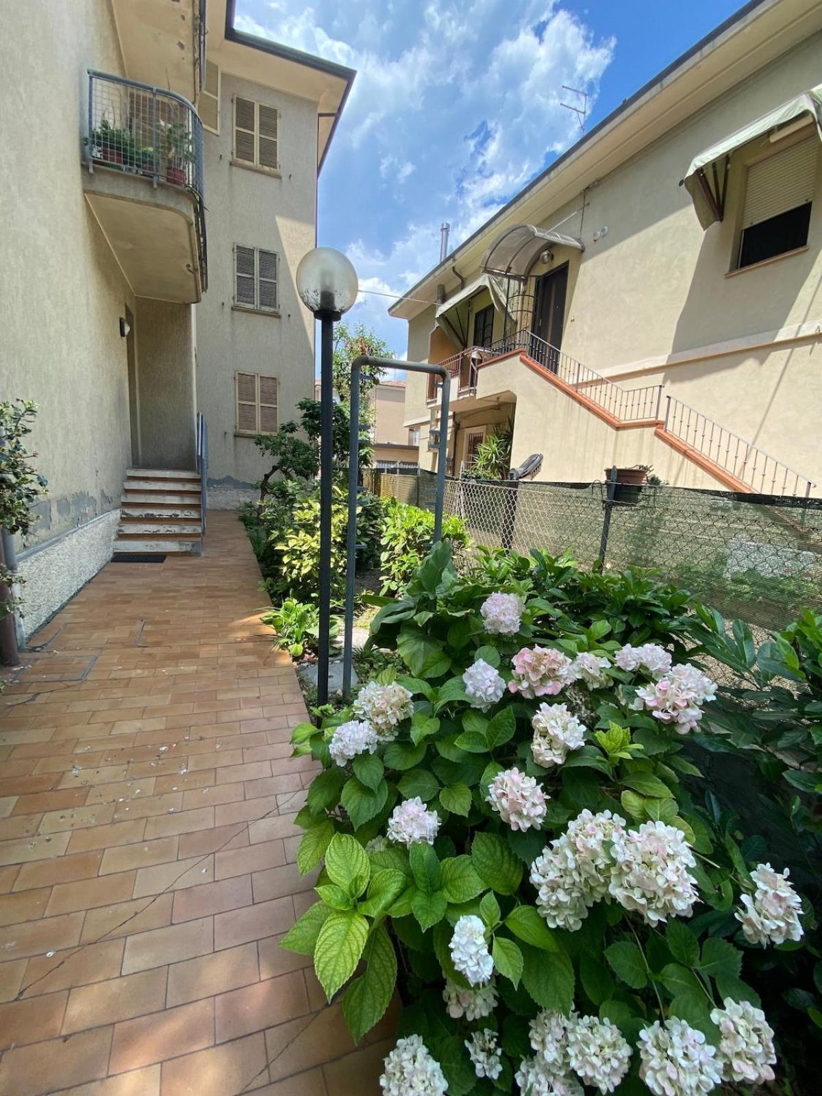 Ampio Appartamento In Posizione Strategica Rimini Esterno foto