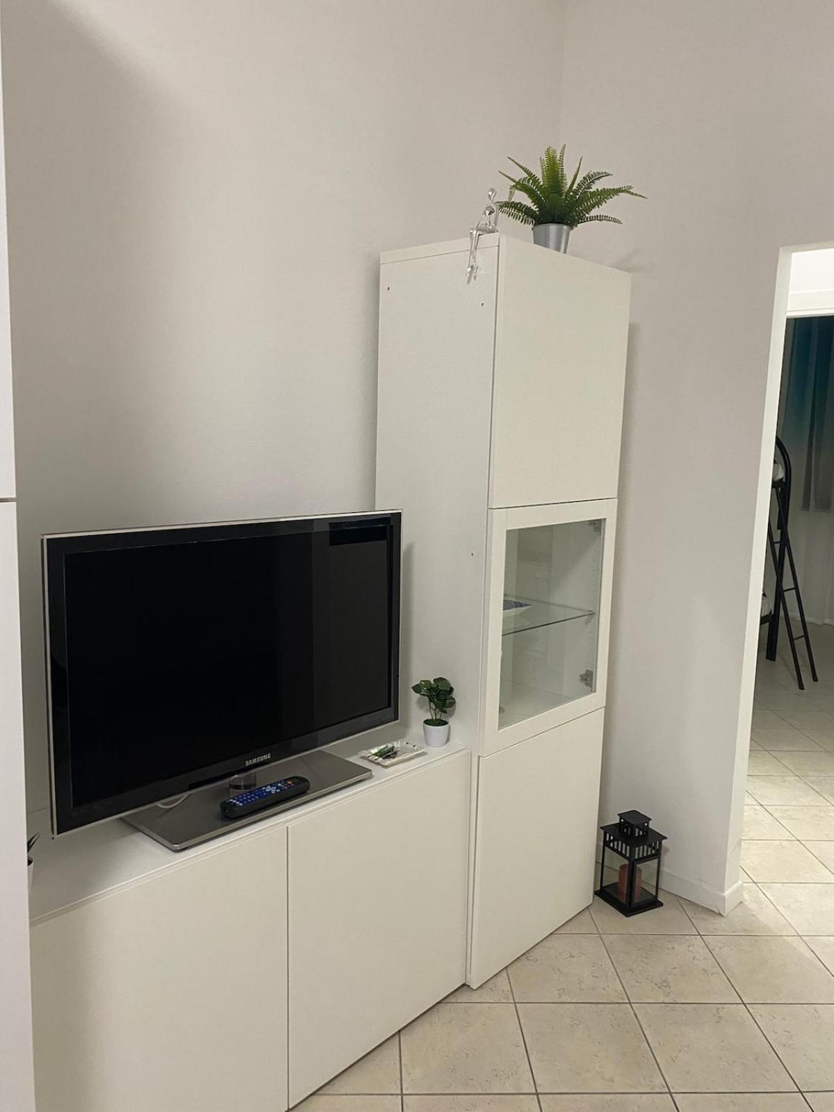 Ampio Appartamento In Posizione Strategica Rimini Esterno foto
